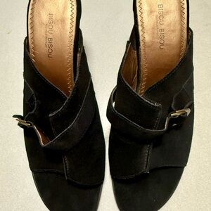 Bisou Bisou Black Mules with Strap Detail